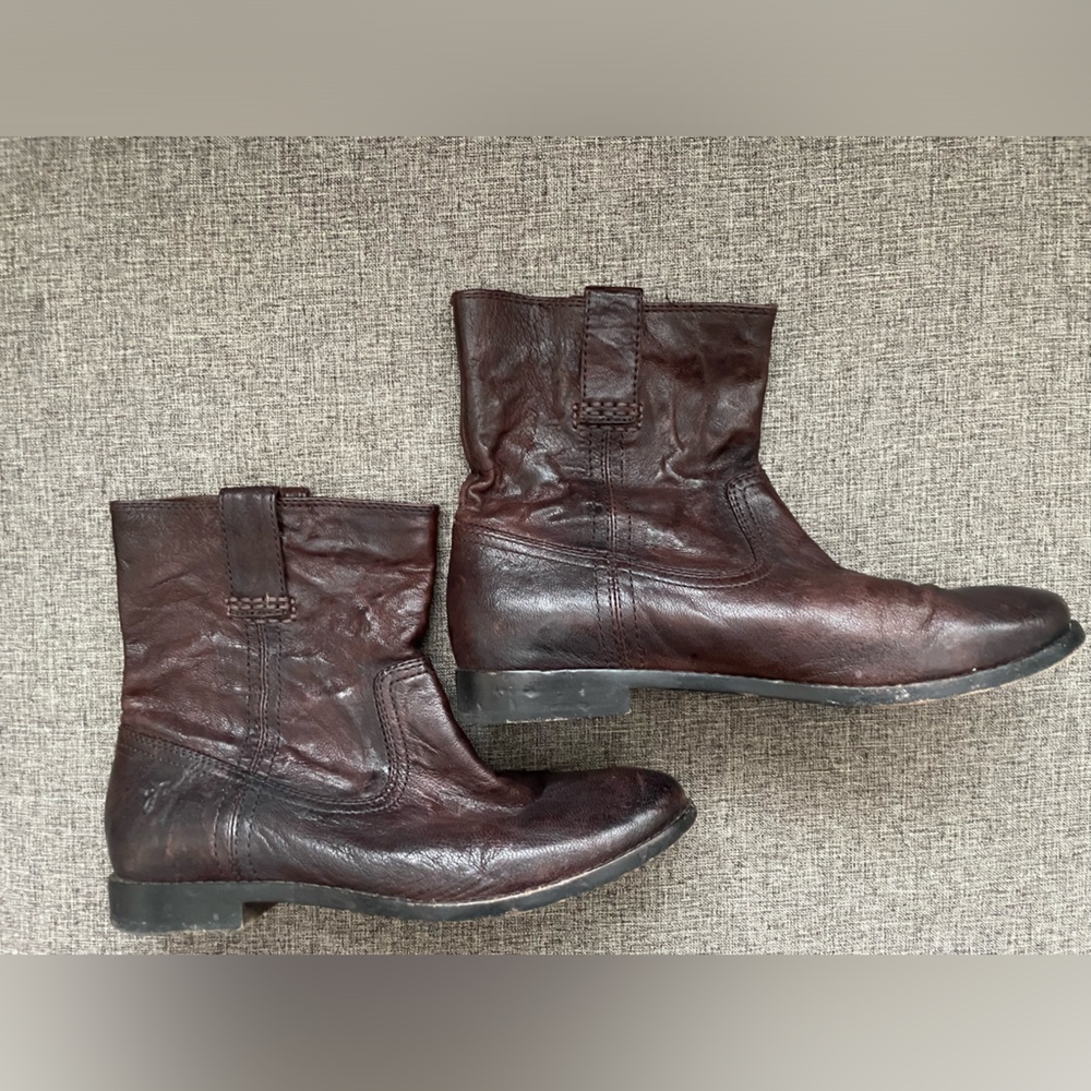 Frye Boot - Picture 2 of 5
